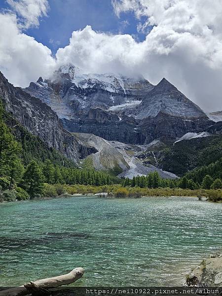 夢幻稻城亞丁8日行-洛絨牛場、沖古寺、寶心湖、珍珠海 202