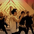 Super Junior_Sexy, Free andamp; Single_Music Video.mp4_000067901