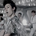 Super Junior_Sexy, Free andamp; Single_Music Video.mp4_000100266