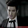 Super Junior_Sexy, Free andamp; Single_Music Video.mp4_000021396