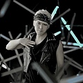 Super Junior_Sexy, Free andamp; Single_Music Video.mp4_000045754