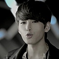 Super Junior_Sexy, Free andamp; Single_Music Video.mp4_000059768