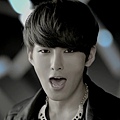 Super Junior_Sexy, Free andamp; Single_Music Video.mp4_000060268