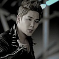 Super Junior_Sexy, Free andamp; Single_Music Video.mp4_000126876