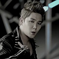 Super Junior_Sexy, Free andamp; Single_Music Video.mp4_000127001