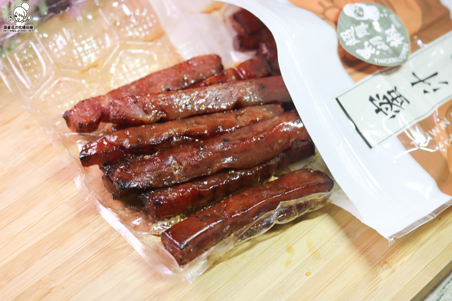 六合夜市伴手禮味芝坊 味芝坊肉乾 六合夜市必買 高雄伴手禮 六合夜市美食 (30 - 47).jpg 六合夜市伴手禮味芝坊 味芝坊肉乾 六合夜市必買 高雄伴手禮 六合夜市美食 (30 - 47).jpg