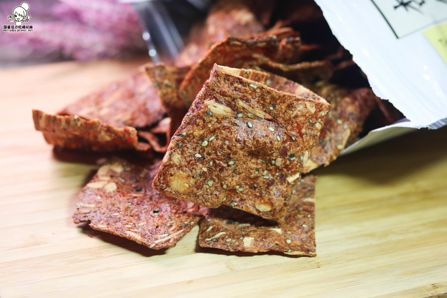 六合夜市伴手禮味芝坊 味芝坊肉乾 六合夜市必買 高雄伴手禮 六合夜市美食 (36 - 47).jpg 六合夜市伴手禮味芝坊 味芝坊肉乾 六合夜市必買 高雄伴手禮 六合夜市美食 (36 - 47).jpg