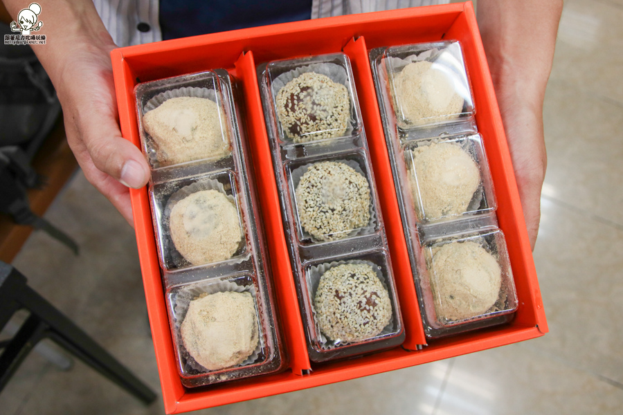 金龍彩 蛋奶素 蛋糕 彌月蛋糕 麵包 老字號 高雄在地-7161.jpg 金龍彩 蛋奶素 蛋糕 彌月蛋糕 麵包 老字號 高雄在地-7161.jpg