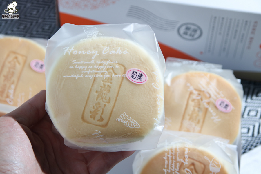 金龍彩 蛋奶素 蛋糕 彌月蛋糕 麵包 老字號 高雄在地-7202.jpg