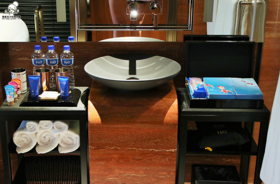 高雄飯店 阿妹演唱會 H2O 水京棧 高雄左營 左營住宿 捷運飯店 -0434.jpg 高雄飯店 阿妹演唱會 H2O 水京棧 高雄左營 左營住宿 捷運飯店 -0434.jpg