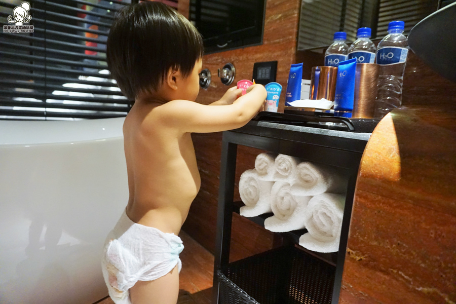 高雄飯店 阿妹演唱會 H2O 水京棧 高雄左營 左營住宿 捷運飯店 -02502.jpg 高雄飯店 阿妹演唱會 H2O 水京棧 高雄左營 左營住宿 捷運飯店 -02502.jpg