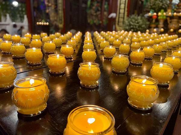 Nến Bơ – Nguồn Gốc Và Ý Nghĩa 