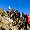 7:20 來到往轆轆山的登山口，之前DB一直提醒我們，不要錯過（她就是因為錯過，還回頭撿，多花了3個小時以上）