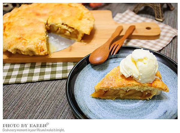 Framed Apple Pie-1.jpg