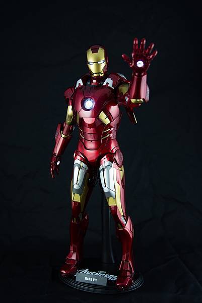 Iron_Man_Mark_VII-10