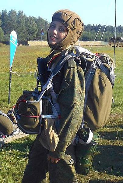 俄羅斯24歲空降女兵 俄羅斯24歲空降女兵