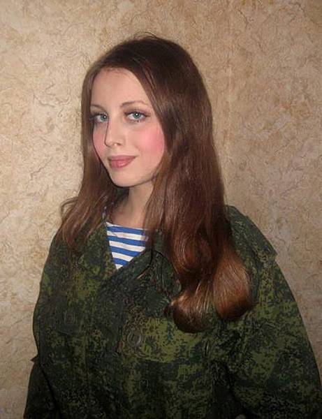 俄羅斯24歲空降女兵 俄羅斯24歲空降女兵