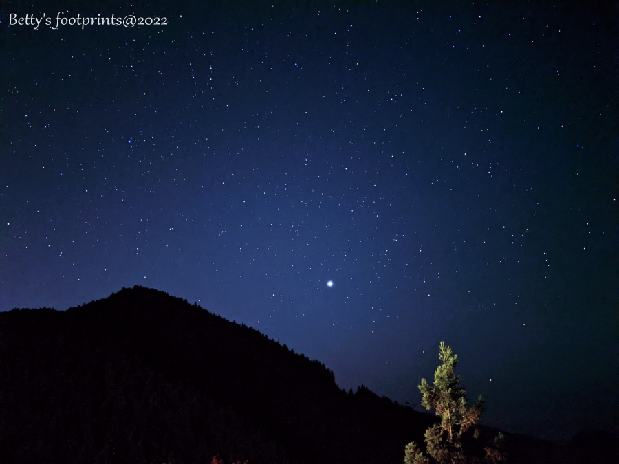 PXL_20220724_152309223.NIGHT2.jpg PXL_20220724_152309223.NIGHT2.jpg