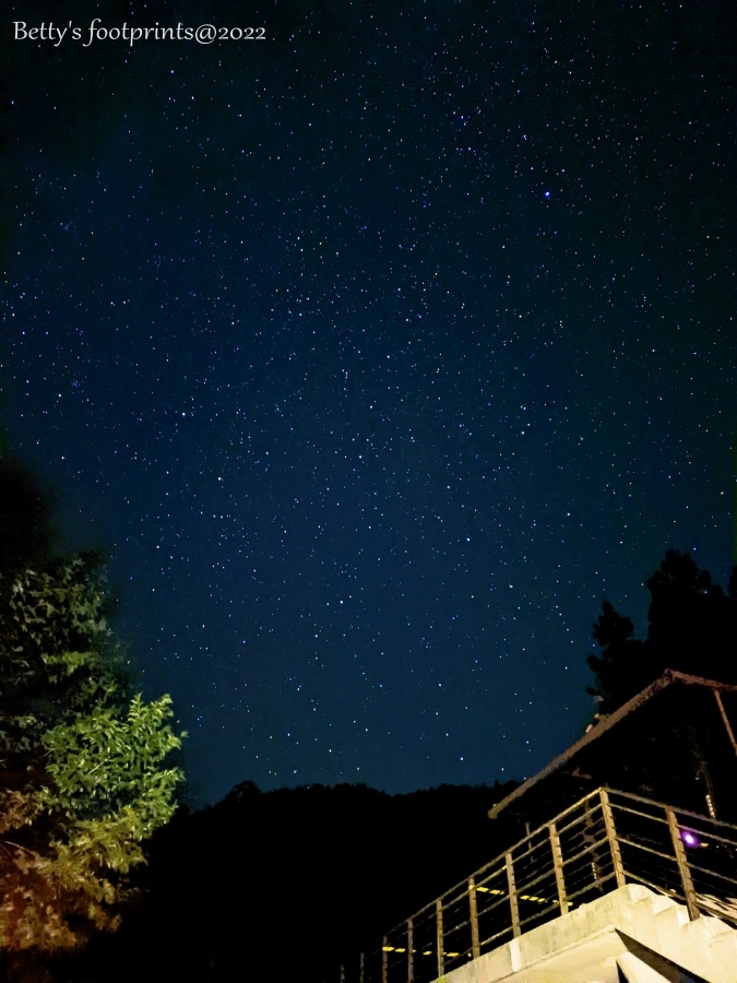 PXL_20220724_161514950.NIGHT2.jpg PXL_20220724_161514950.NIGHT2.jpg