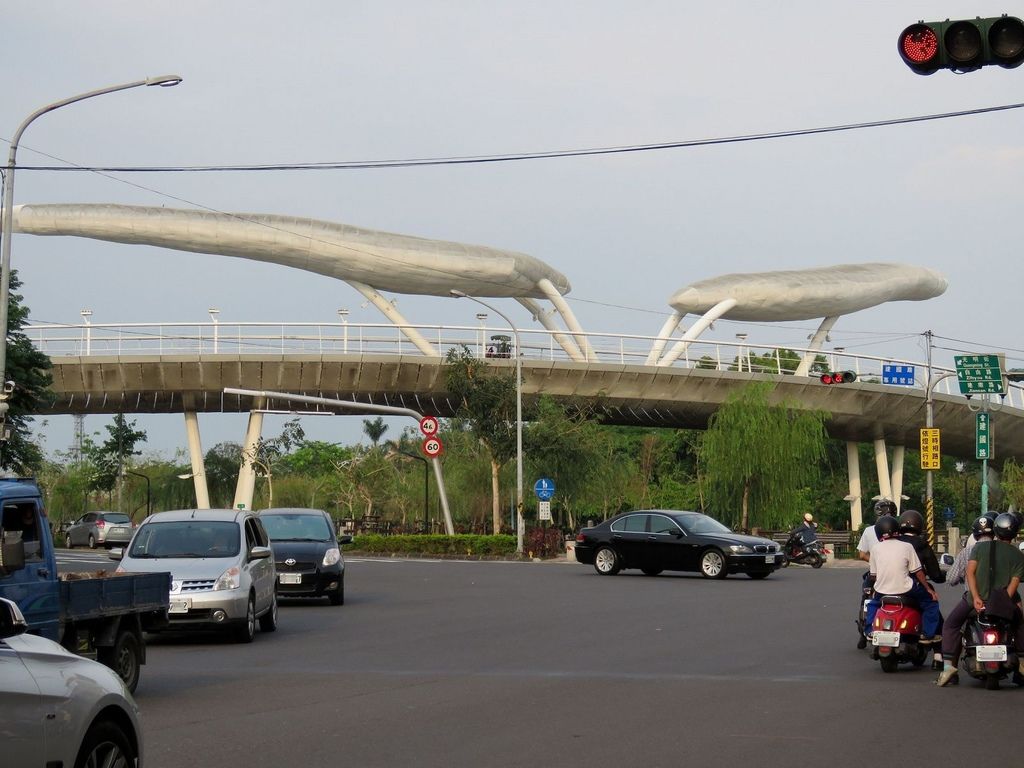 72屏東縣屏東市萬年溪景觀橋