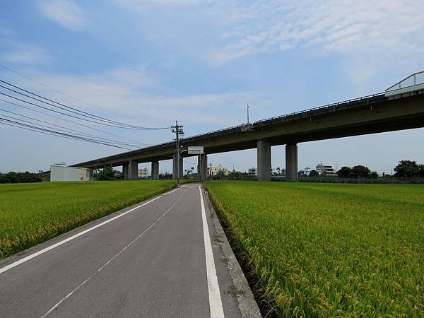 2745台中市霧峰區光明路