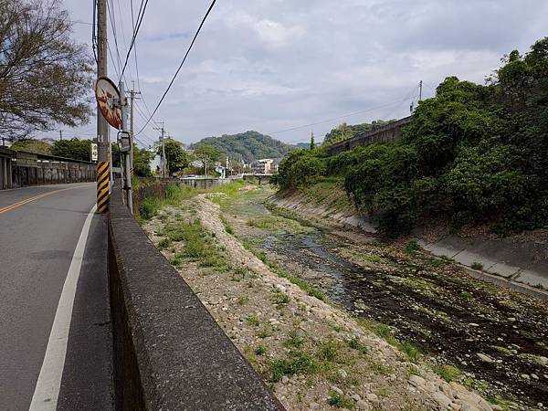 2993台中市豐原區堤外道路（旱溪）.jpg