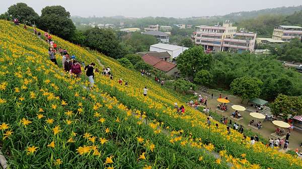 4 25彰化花壇一日遊 虎山巖風景區 大山休閒牧場 茉莉花壇夢想館 麵包屑 三合院 蛋糕舖 大新百的無聊部落格 痞客邦 4 25彰化花壇一日遊 虎山巖風景區 大山休閒牧場 茉莉花壇夢想館 麵包屑 三合院 蛋糕舖 大新百的無聊部落格 痞客邦