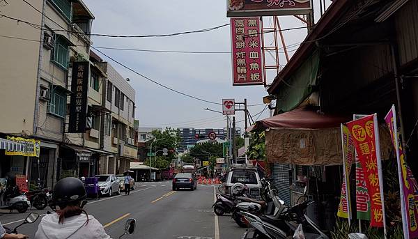 1032高雄市楠梓區右昌蔥蛋餅（黑輪嫂）.jpg