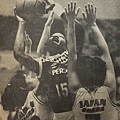 1990-119-瓊斯杯女籃-日本出戰巴西-凱莉.jpg
