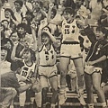 1990-129-瓊斯杯女籃-中華出戰巴西-齊璘、陳伊蘭、張麗卿.jpg