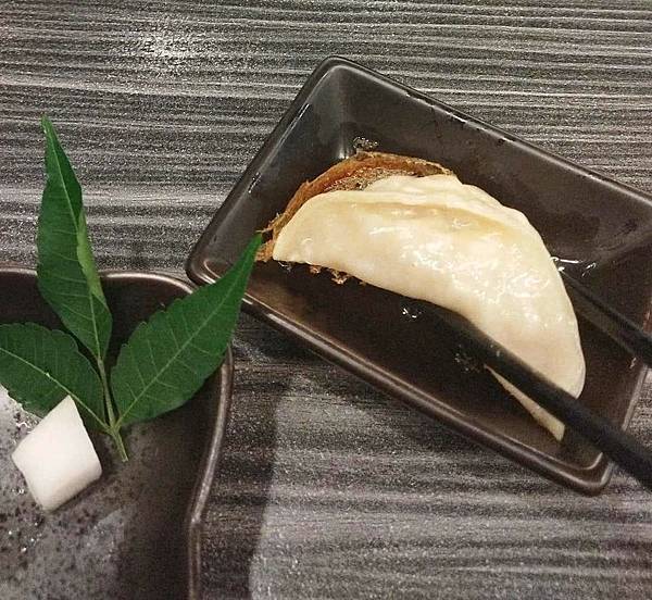 彰化美食| HaRu日式手作燒餃子屋。獨特日式料理-長翅膀的