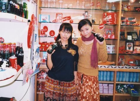 小ma&amp;龍大姐在淡水老街的可樂店
