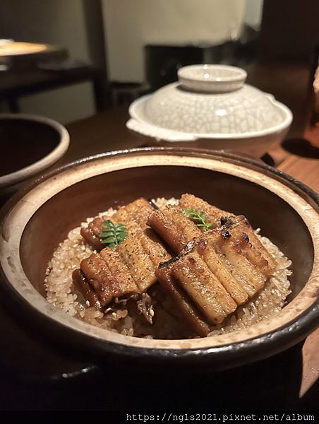 英雄塚 深夜食堂 深夜美食 宵夜美食 台北宵夜 台北美食 台北美食推薦 台北酒吧 台北隱藏美食 台北隱藏酒吧 台北日式料理 台北日式料理推薦 深夜酒吧 台北深夜美食 台北無菜單料理 信義區酒吧 信義區美食