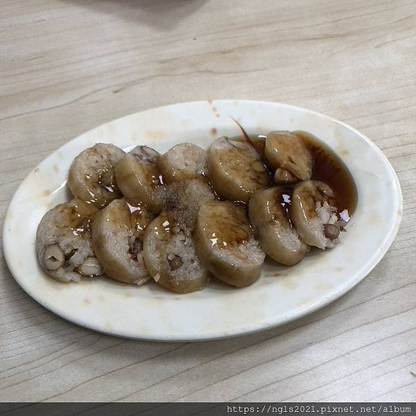 嘉義美食 嘉義美食推薦 嘉義市小吃推薦 嘉義旅遊 嘉義西區美食 文化路美食 嘉義小吃 嘉義飲料 御香屋 郭家雞肉飯 嘉義雞肉飯 御香屋葡萄柚綠茶 御香屋洛神花茶 嘉義火雞肉飯 蕃薯潘地瓜球