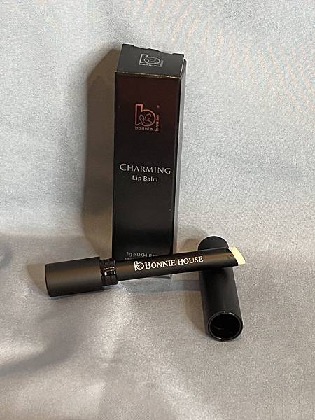 Bonnie House-靜淨呵護羅馬洋甘菊原精護唇膏 (正貨一入) Bonnie House-靜淨呵護羅馬洋甘菊原精護唇膏 (正貨一入)