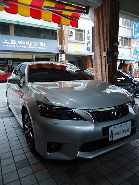 汽車美容,汽車鍍膜,台中鍍膜,冷凍鍍膜,奈米鍍膜,金釉鍍膜,lexus