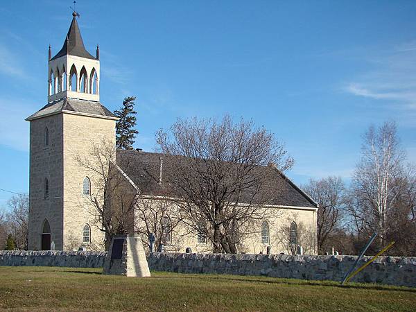 1024px-St_Andrew_Church_National_Historic_Site_Manitoba_Canada_(5)