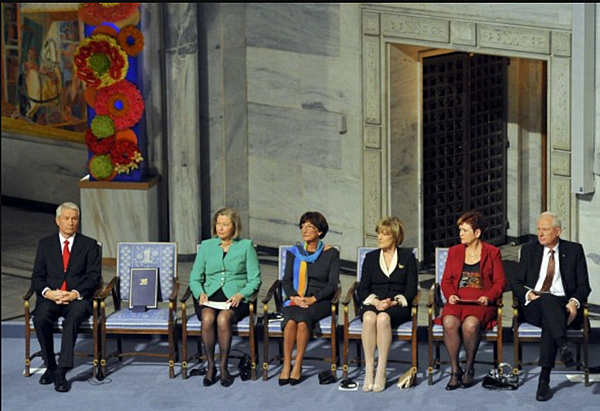 劉曉波2008年《零八憲章》建立中華聯邦共和國/全世界唯一一