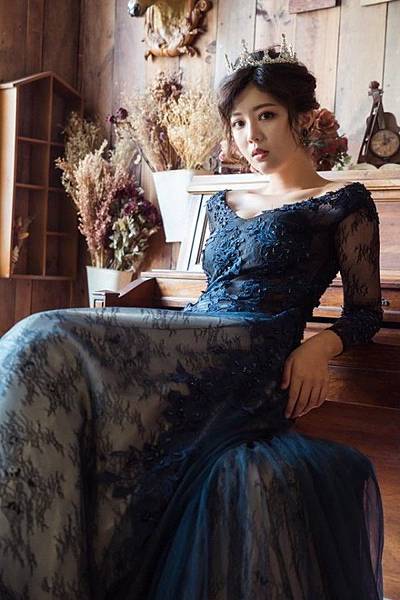 台灣女兵/女官裕容齡+裕德齡,與慈禧太后,1903年 台灣女兵/女官裕容齡+裕德齡,與慈禧太后,1903年