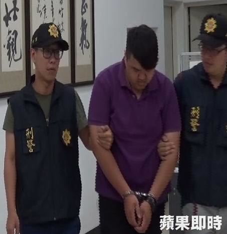 拍攝警員，已侵害對方人格權+執法過當，請求國家賠償/「警察人