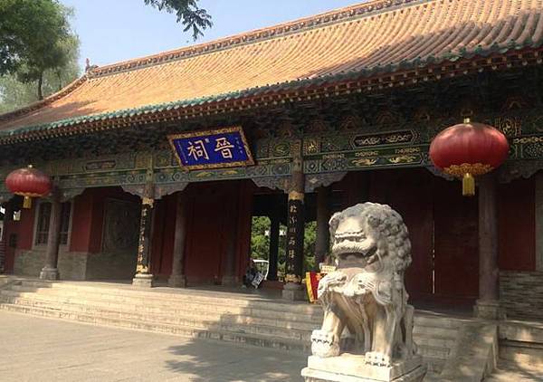 晉祠位於山西省太原市/聖母即周武王之妻子邑姜,亦為姜子牙之女 晉祠位於山西省太原市/聖母即周武王之妻子邑姜,亦為姜子牙之女