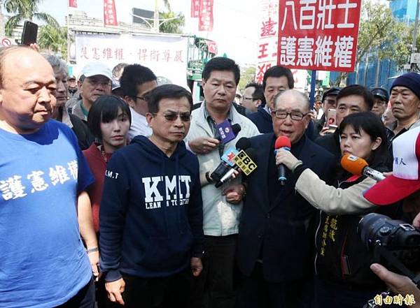 反年改「八百壯士」衝立院殺紅眼/軍人年金改革+公務員年金改革 反年改「八百壯士」衝立院殺紅眼/軍人年金改革+公務員年金改革