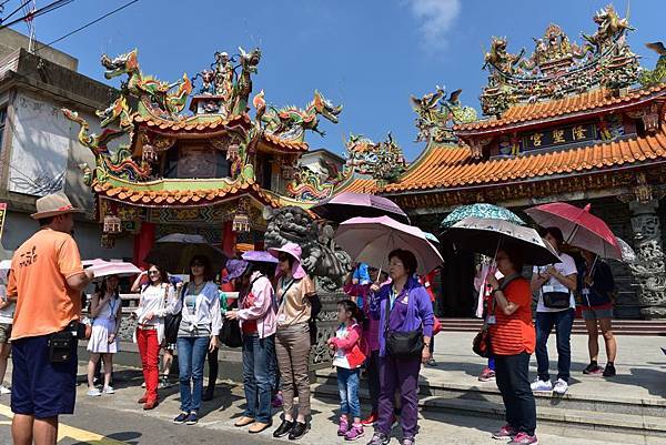 北埔峨眉/茶葉+樟腦/製茶/「樟腦」是無煙火藥的重要配料,也 北埔峨眉/茶葉+樟腦/製茶/「樟腦」是無煙火藥的重要配料,也