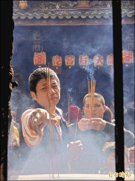 什麼時間去拜拜較恰當呢？「四正時」：子（晚上十一點到凌晨一點