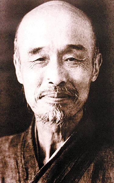 李叔同為弘一大師-「重興南山律宗第十一代祖師」在1942年圓