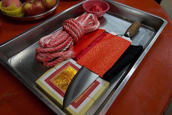 2018年新竹縣義民文化祭/1934年義民廟前有石馬及石燈籠 2018年新竹縣義民文化祭/1934年義民廟前有石馬及石燈籠