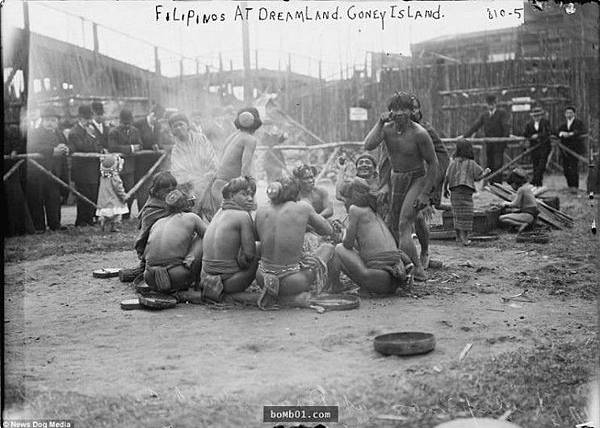 「原住民觀光」/1835年起直到1958年人類動物園(人類學 「原住民觀光」/1835年起直到1958年人類動物園(人類學
