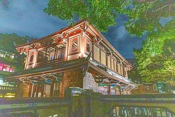 板橋林本源五落大厝/一個院子四面建有房屋,通常由正房、東西廂 板橋林本源五落大厝/一個院子四面建有房屋,通常由正房、東西廂