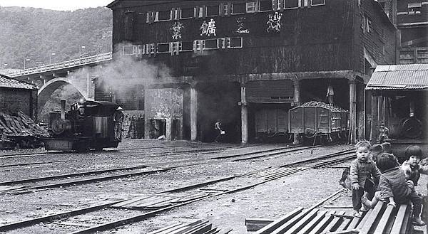 蒸汽火車/柴油飛快車小姐/台灣第一台蒸汽拖拉機 /火車是誰發