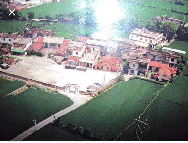 老照片/臺灣日日新報社原為落成於1908年的二層樓建築，19